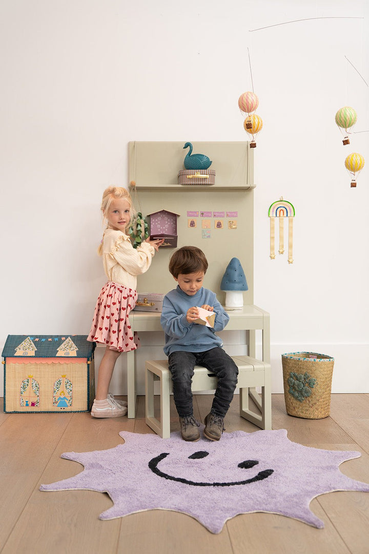 Kinderbureau met verhogers & magneetbord Olly Olive - Clover Living - CloverLiving.com