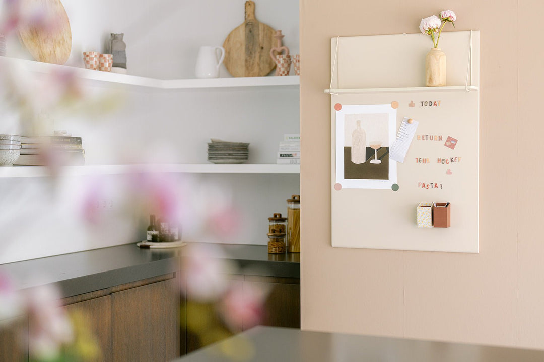 Magneetbord met plankje Beau Blush - Clover Living - CloverLiving.com