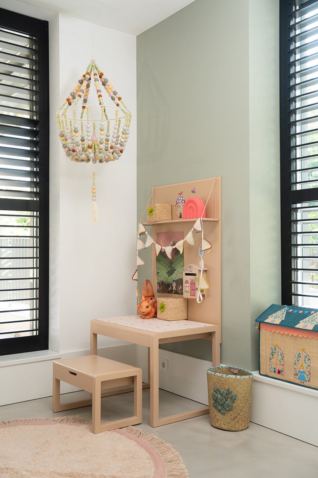 Celestine Garland - Bloomingville - CloverLiving.com