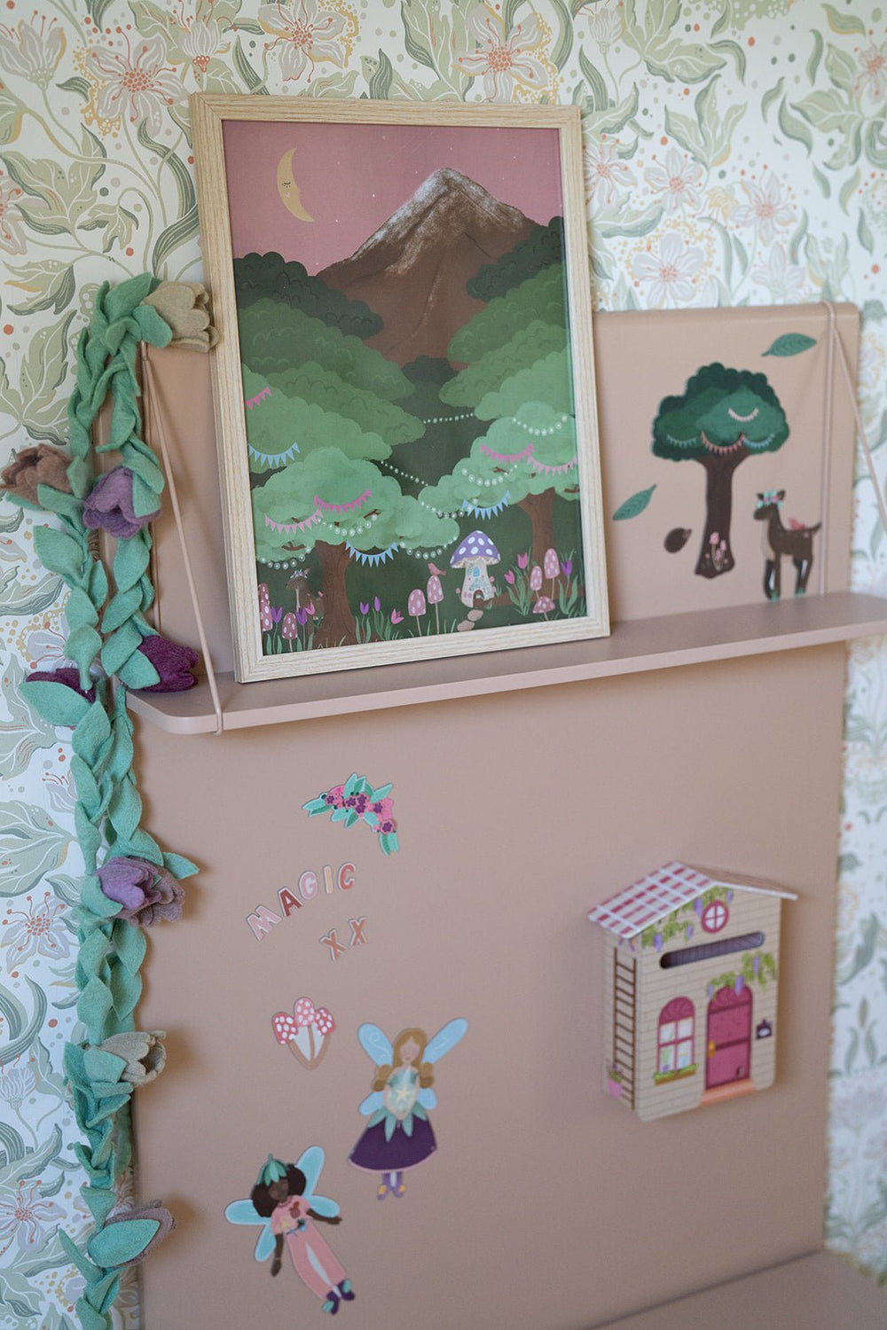 Felt Garland - Flowers - Clover Living - CloverLiving.com