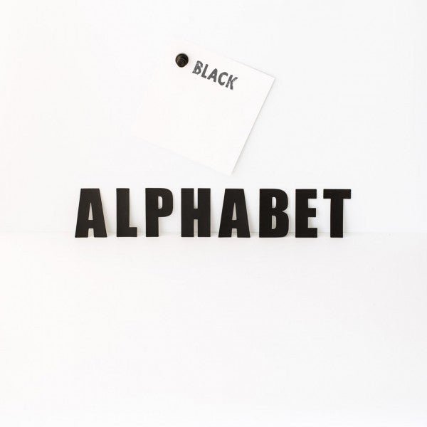 Alphabet lettres magnétiques - noir - 60 pièces - Groovy Magnets - CloverLiving.Com