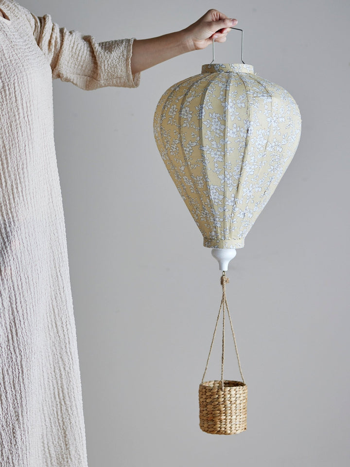Luchtballon Mobiel – Geel – Ø35 x H85 cm - Bloomingville - CloverLiving.com