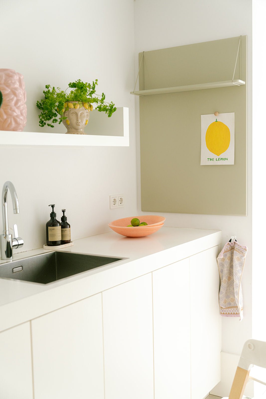 Magneetbord met plankje Olly Olive - Clover Living - CloverLiving.com