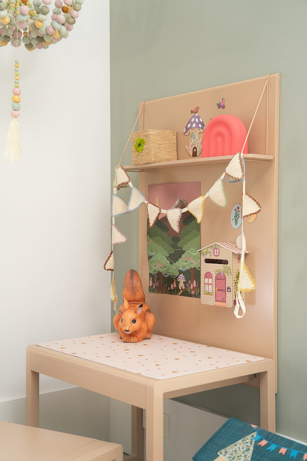Slinger Celestine - Bloomingville - CloverLiving.com