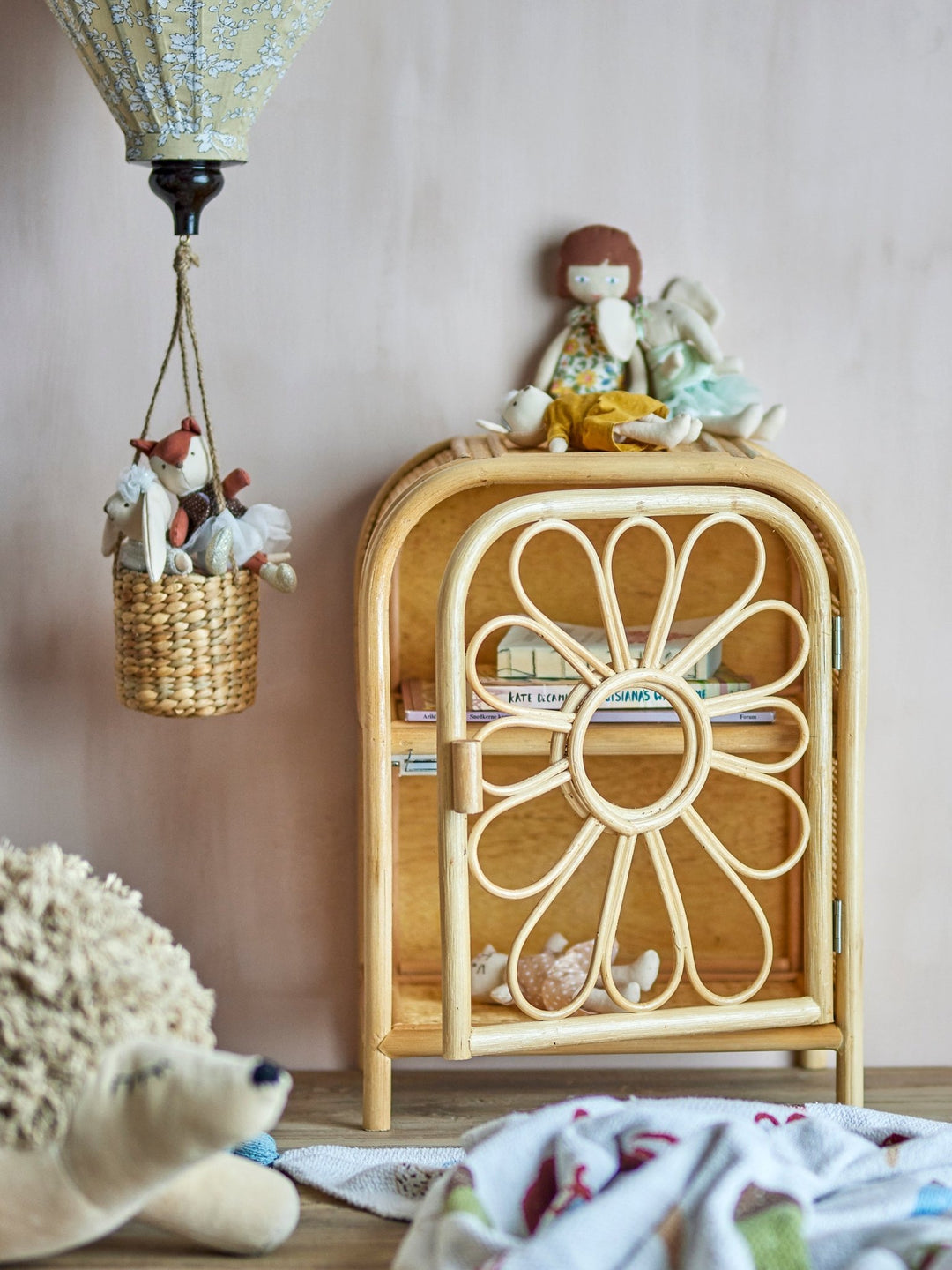 Anuke Schrank - Rattan - Bloomingville - CloverLiving.COM