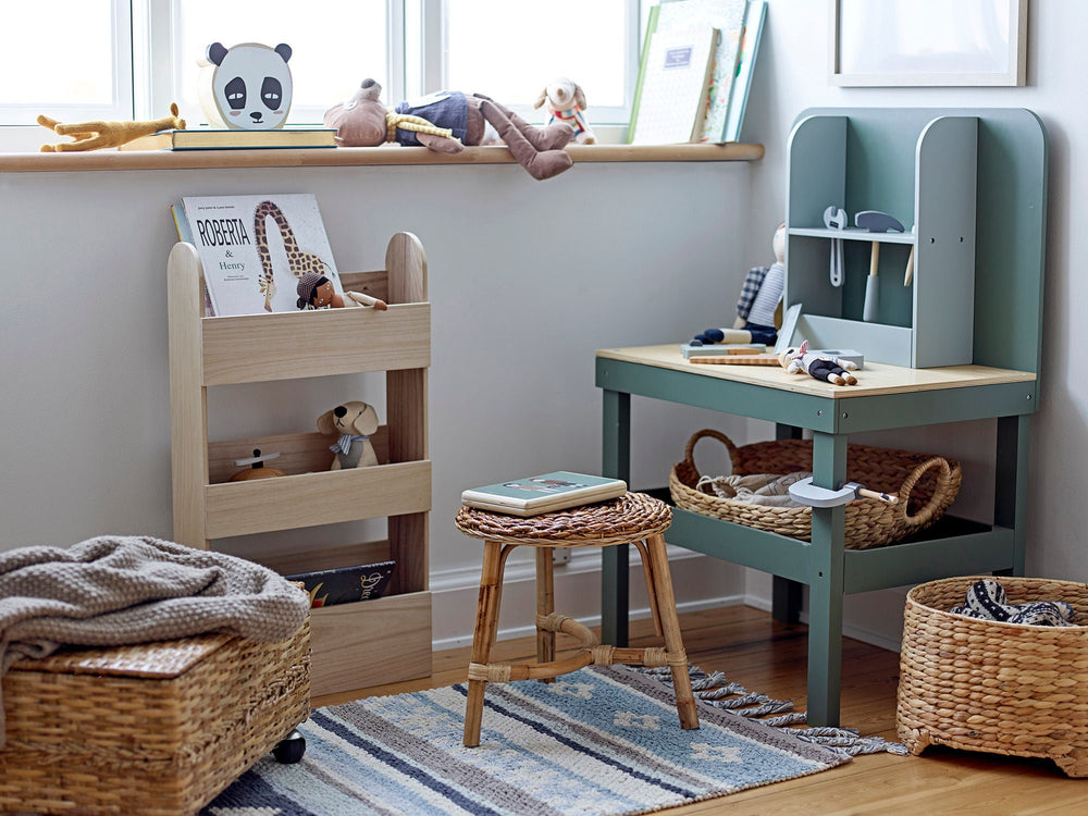 Kinder-Bücherregal Moris – Wandschrank aus Holz - Bloomingville - CloverLiving.COM