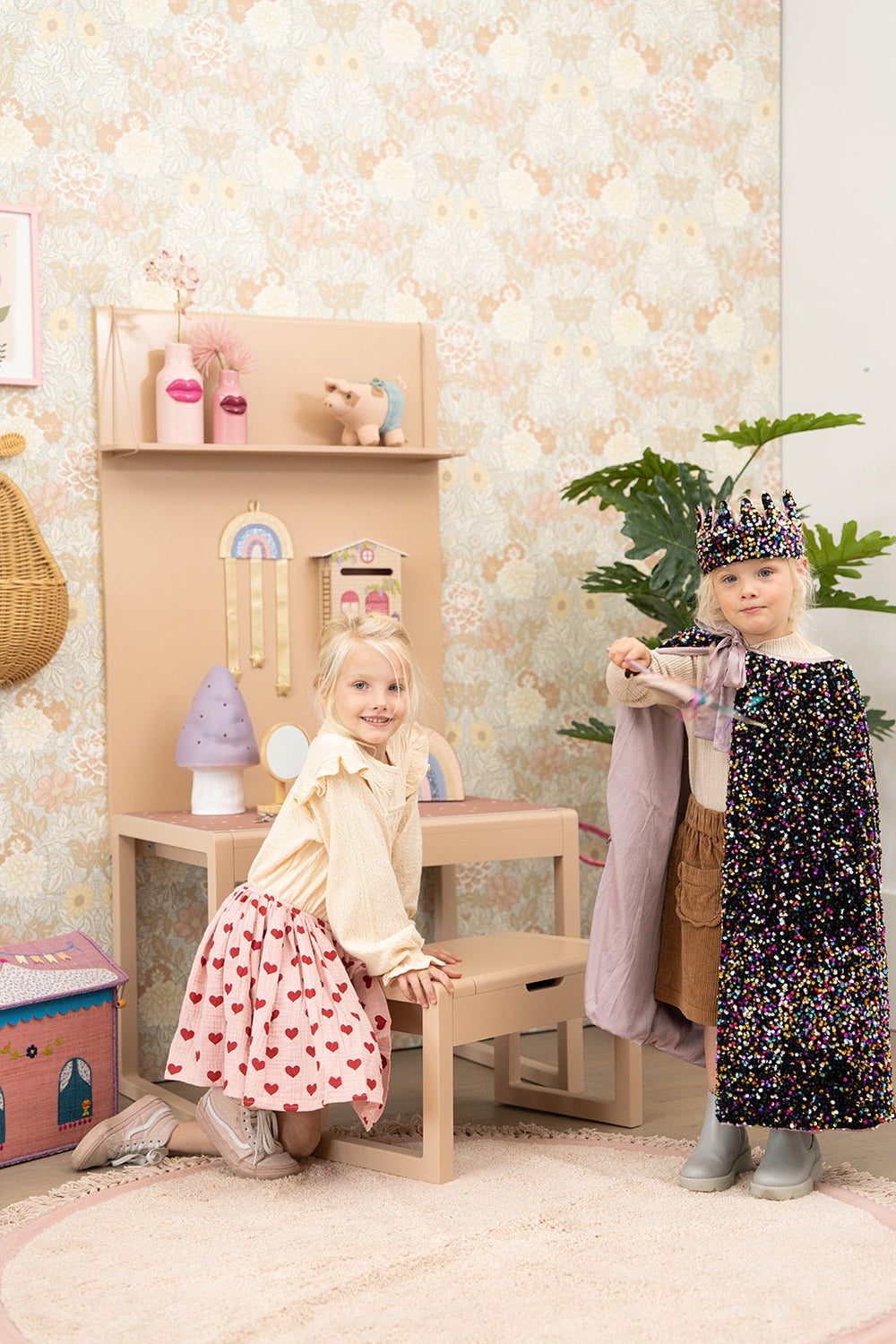 Ankleide-Umhang Rainbow Dazzle Pailletten - Mimi & Lula - CloverLiving.COM