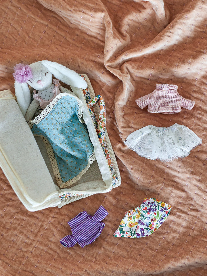 Dress-up doll Milly with suitcase
