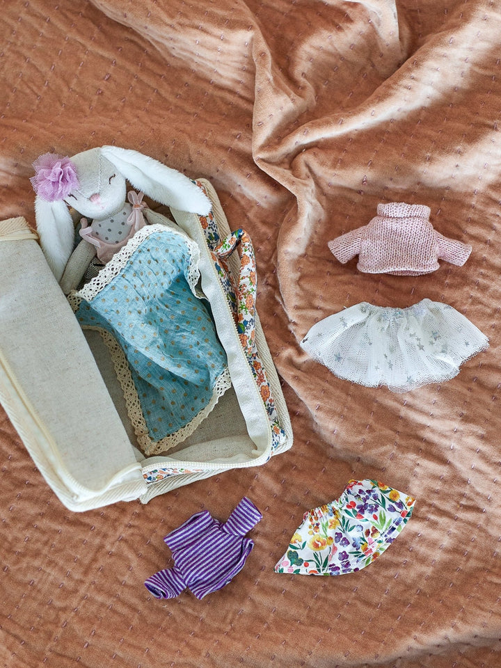Poupée déguisement Milly avec valise - Bloomingville - CloverLiving.Com